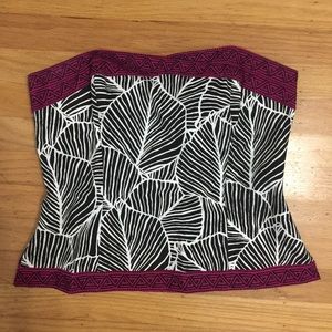 White House Black Market Embroidery Printed Corset